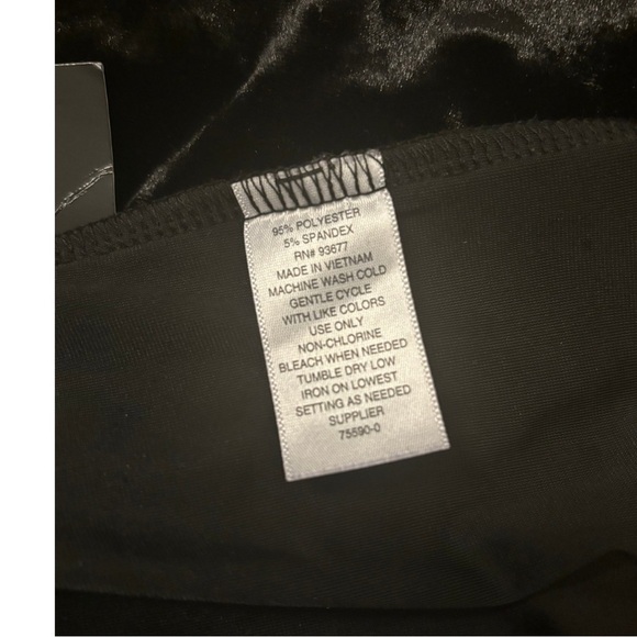 a.n.a NWT Black Velvet Ruffle Sleeve Top - Picture 4 of 4